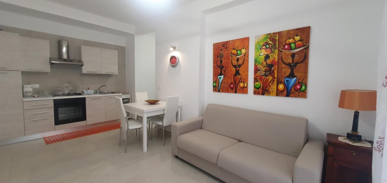 Casa Riblo E Flo Apartamento Monopoli Exterior foto